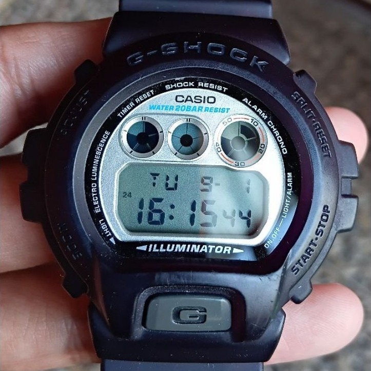 Casio G-Shock DW-6900K W.C.C.S Second/Bekas/Preloved