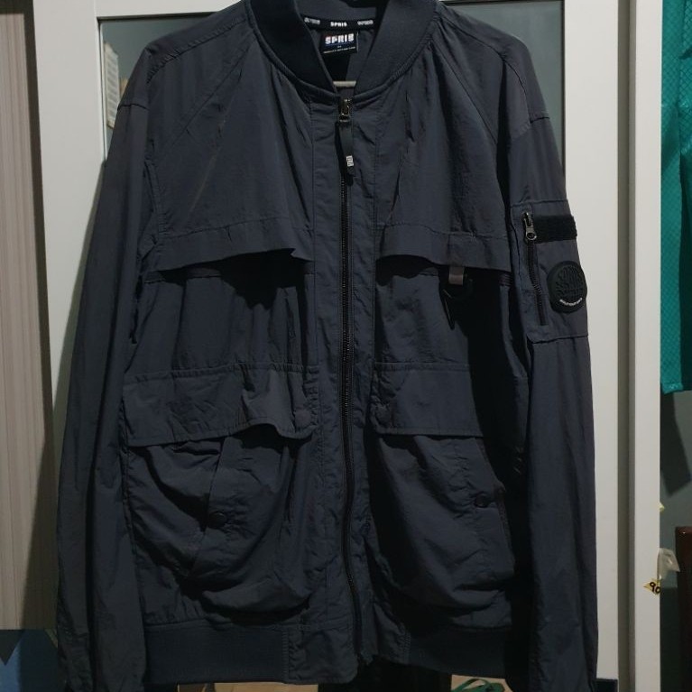 utility multi pocket spris jacket