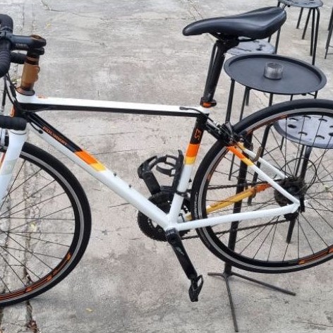Roadbike Sepeda Balap Polygon Strattos S3 UK S