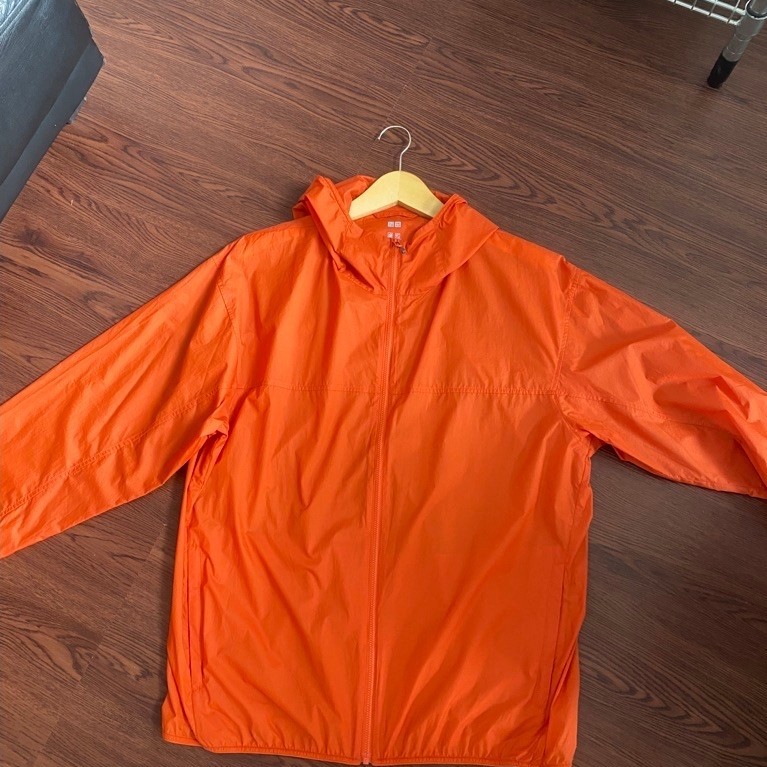JACKET UNIQLO RUNNING