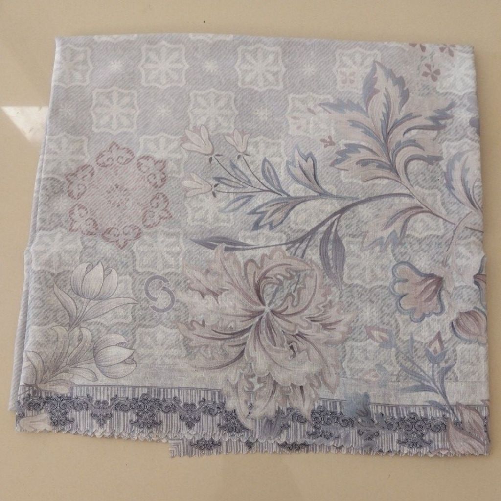 hijab motif merek seradia preloved