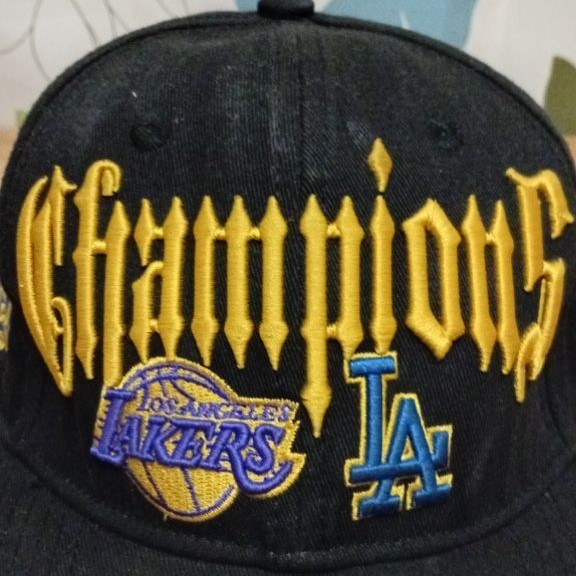 Topi Baseball Hitam Los Angeles Lakers Champions LA Embroidered