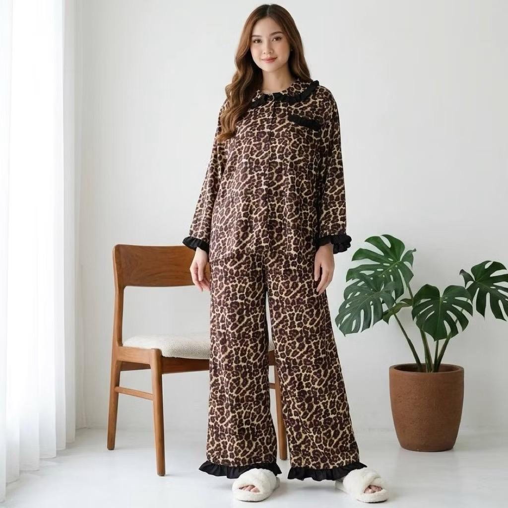 LEOPARD BROWN One Set Pajamas Viscose Super Allsize Kantong Dada Tangan Panjang Pendek