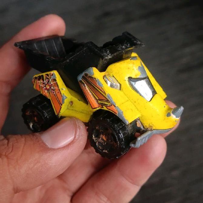 DIECAST LOOSE MATCHBOX LOOSE MATCHBOX DUMP TRUCK 2004