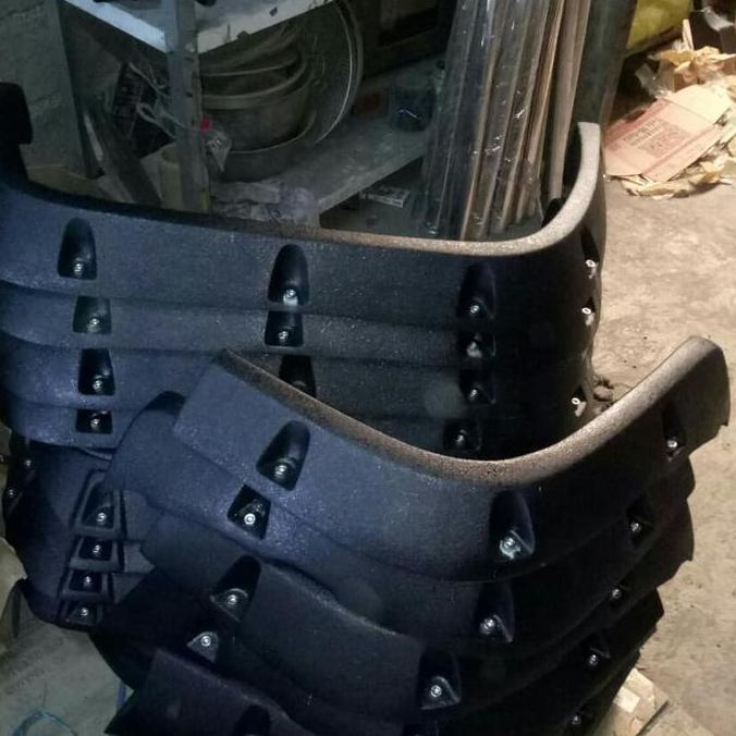 over fender nissan terrano