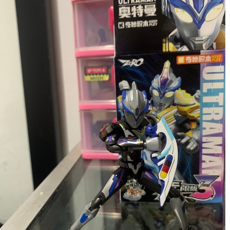 Keeppley Ultraman X Exceed