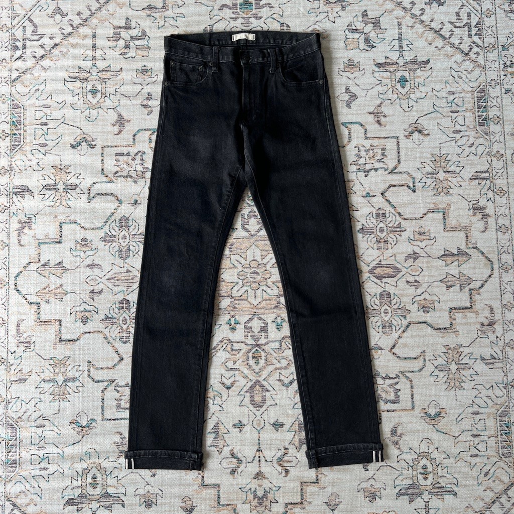 UNIQLO SELVEDGE BLACK WASH