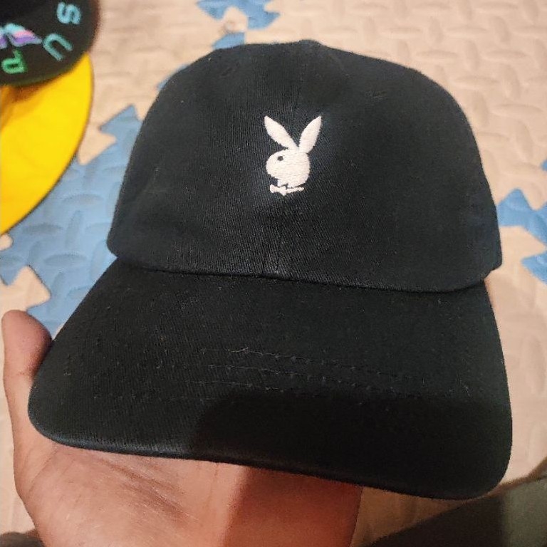 Playboy topi playboy original full tag warna hitam pekat