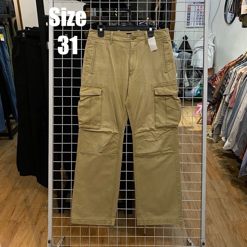 Gap Khaki Cargo Pants #Ch3010