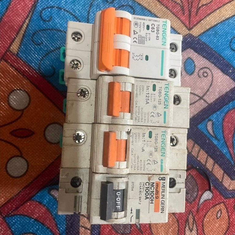 MCB Merlin Gerin & Tengen 100A , 63A 125A