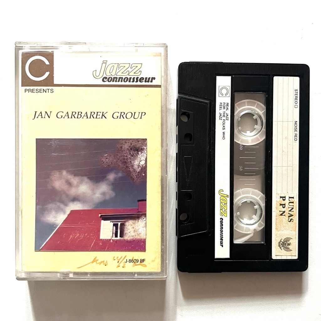 Kaset Pita Jazz Jan Garbarek Group - Folk Songs (JAZZ CONNOISSEUR / HIDAYAT RECORD)