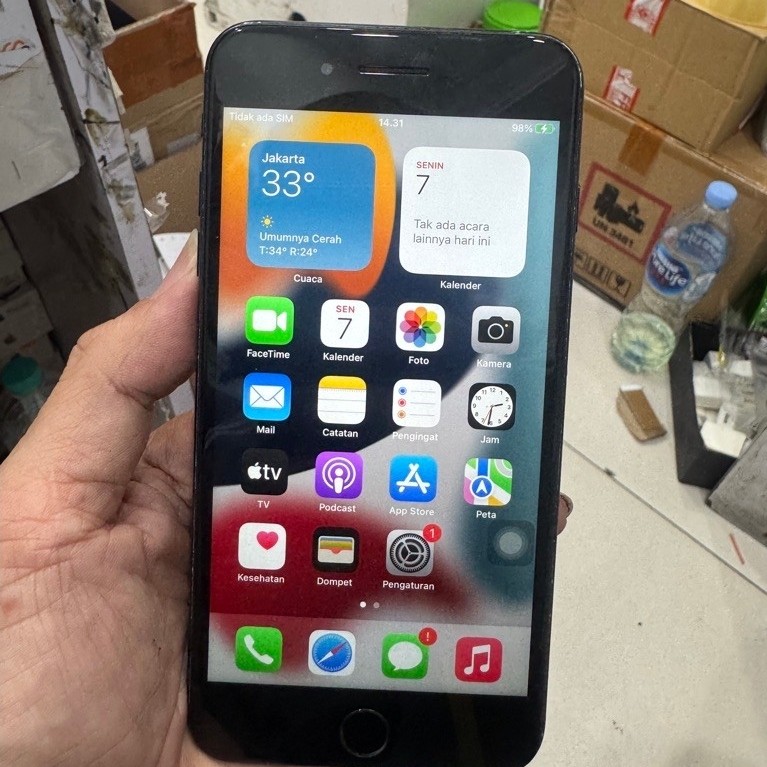 iPhone 7 Plus 128gb bekas