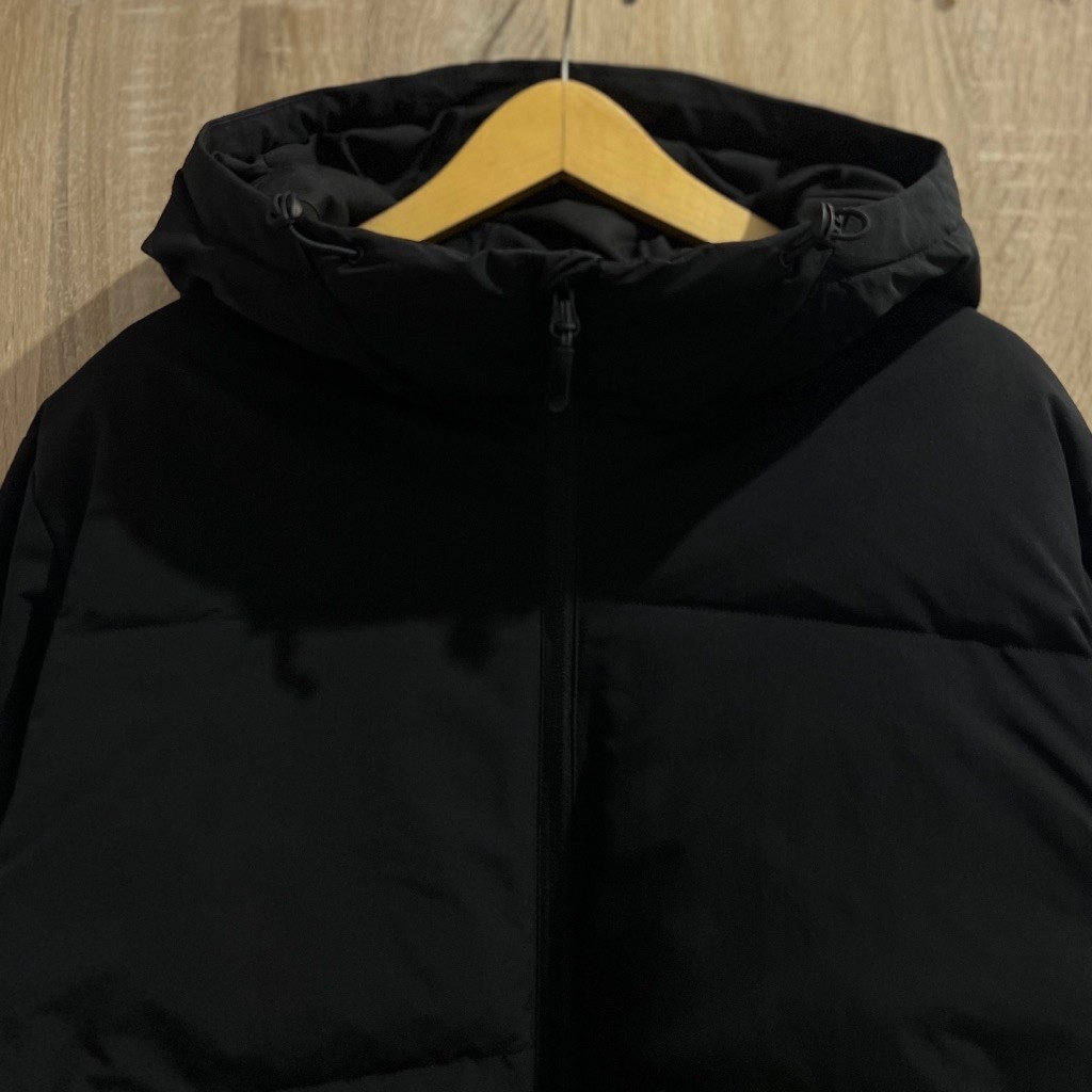 (XL) GU Uniqlo Seamless Heat Padded Puffer Jacket