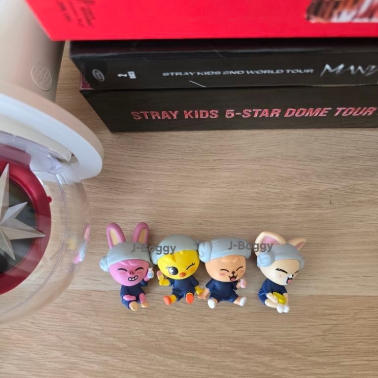 Stray Kids Skzoo Gacha Sauna Figure