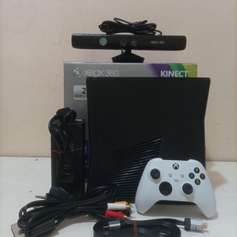 Xbox 360 slim RGH no HDD