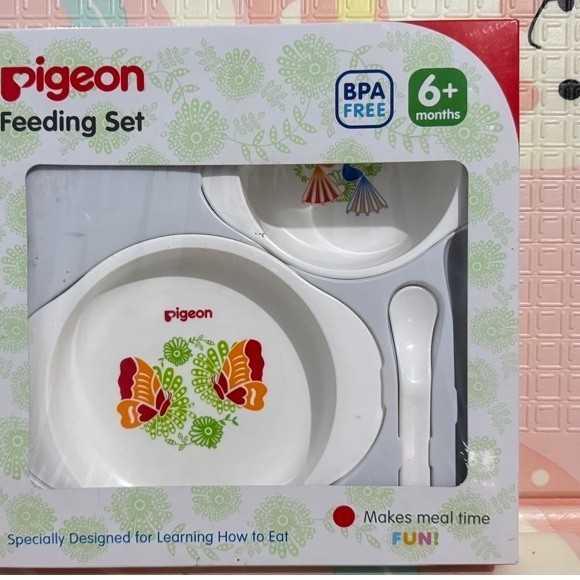 pigeon feeding set