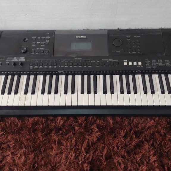 EW400 Yamaha PSR kondisi normal