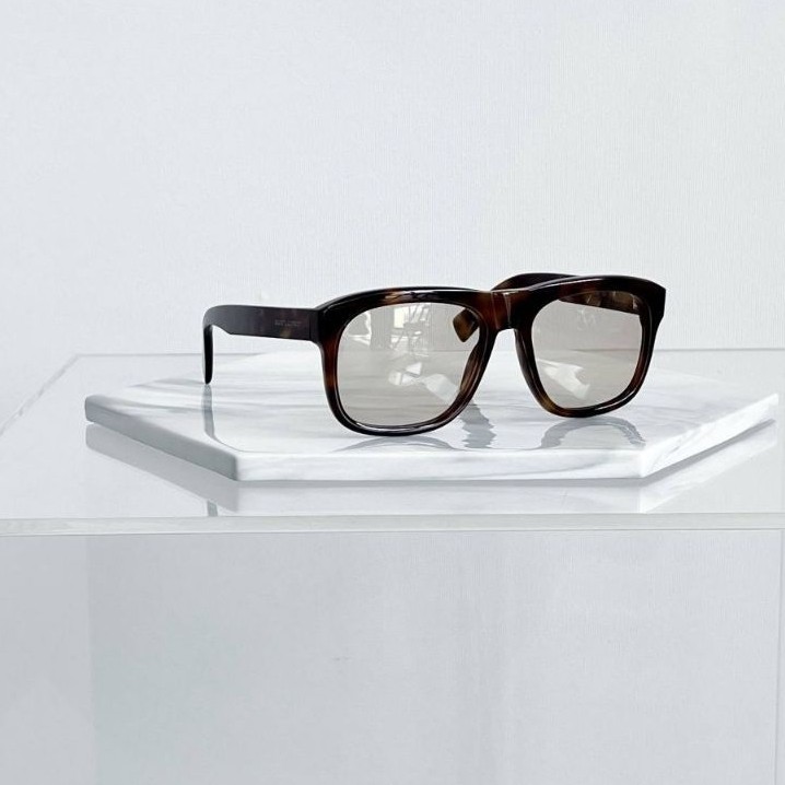 SL588 Sunglasses Tort*oise / Beige Lens