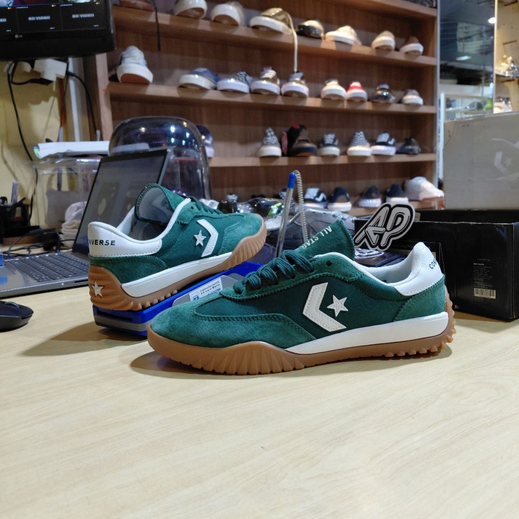 Converse Run Star Trainer Ox Green Envy Egret White