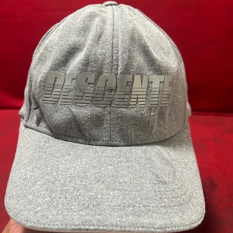 DESCENTE TOPi ABU