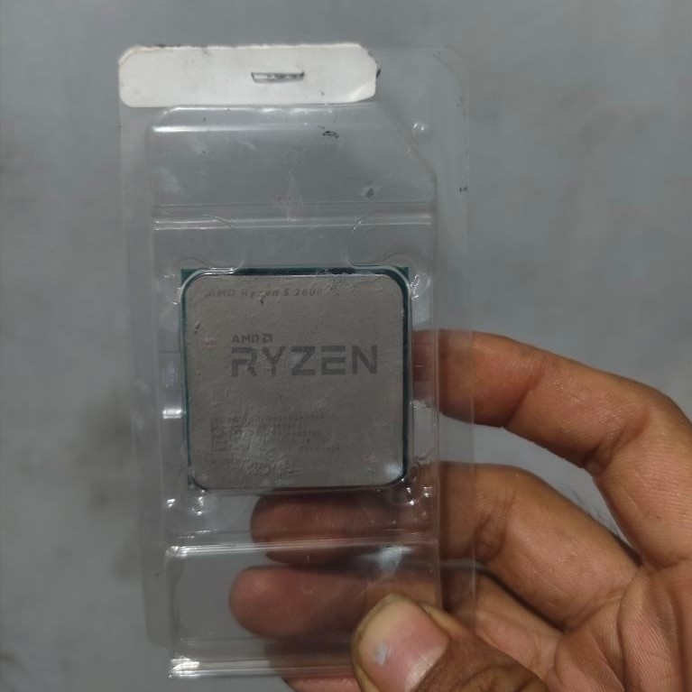 AMD RYZEN 5 2600 TRAY