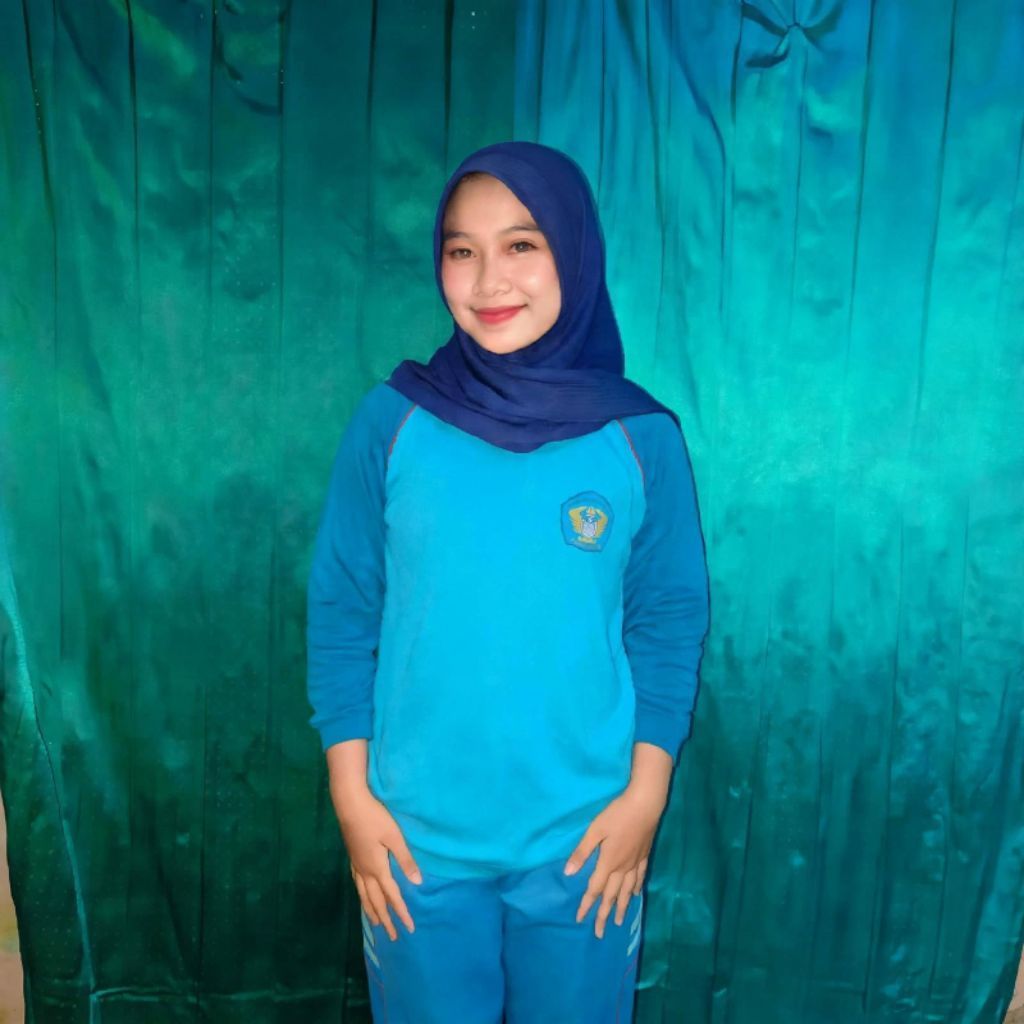 PRELOVED BAJU OLAHRAGA SMP