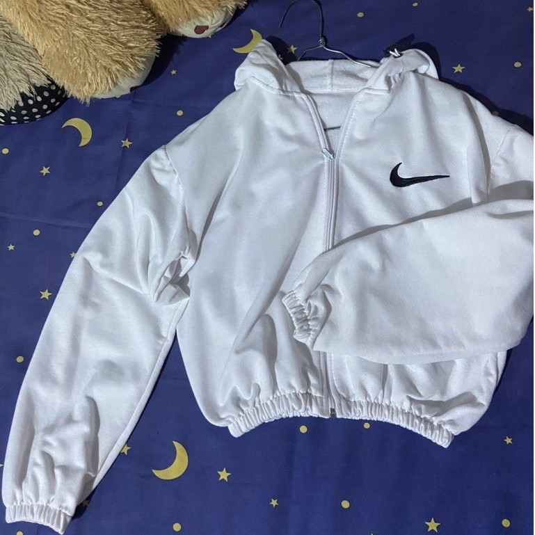 Jaket crop nike