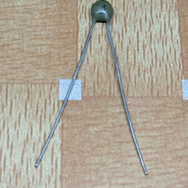 10 pcs NTC thermistor 3pf +0.25pf