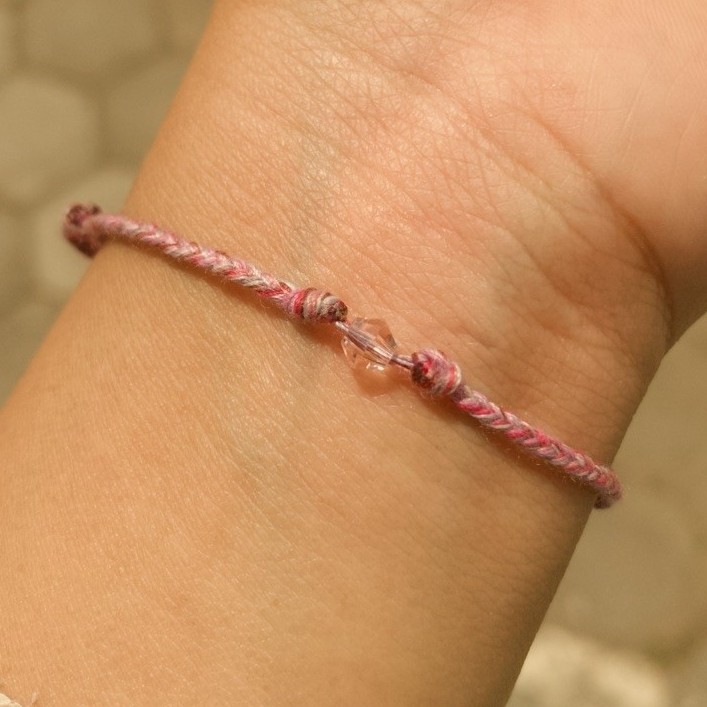 gelang benang manik kristal, gelang benang kepang, gelang tali