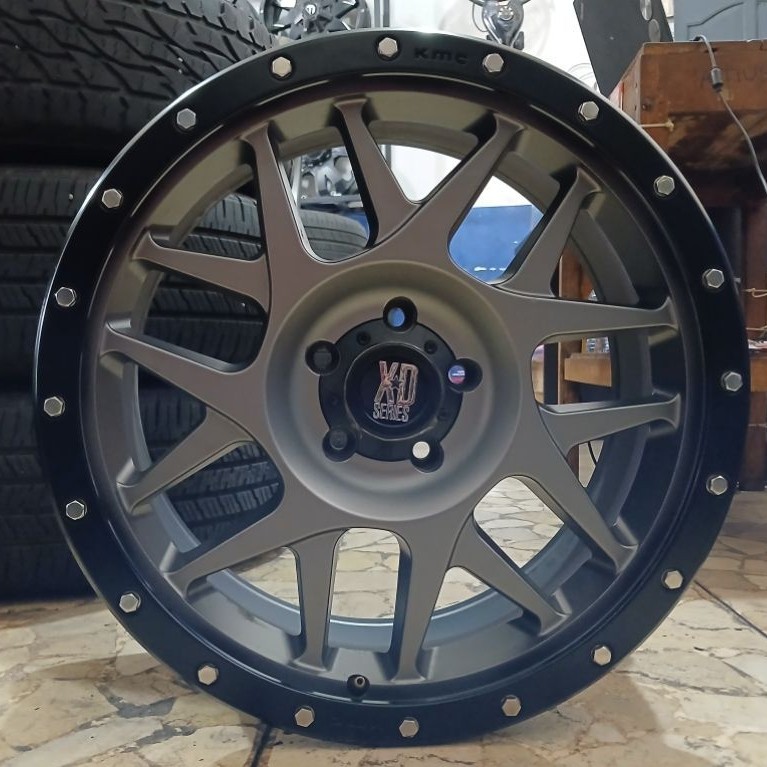 velg mobil jeep XD Series R20x9 baud 5x127 kondisi gres aman
