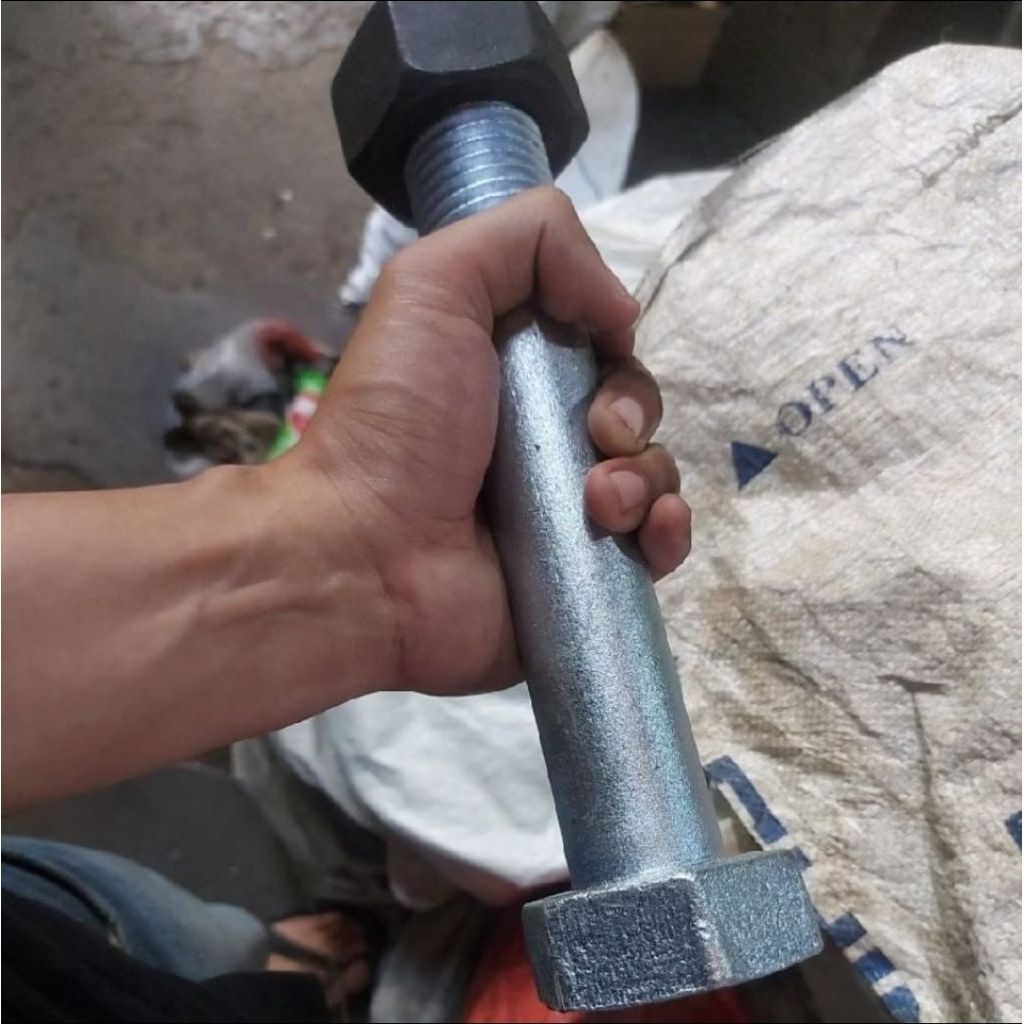 Baut Baja M42x250 Baja 88 Baut dan Mur