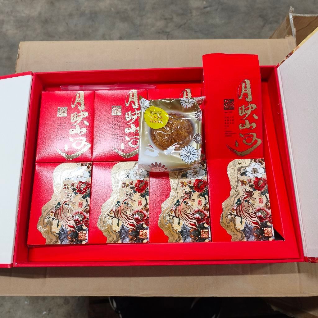 casahana mooncake luna luxe malaysia kue bulan import