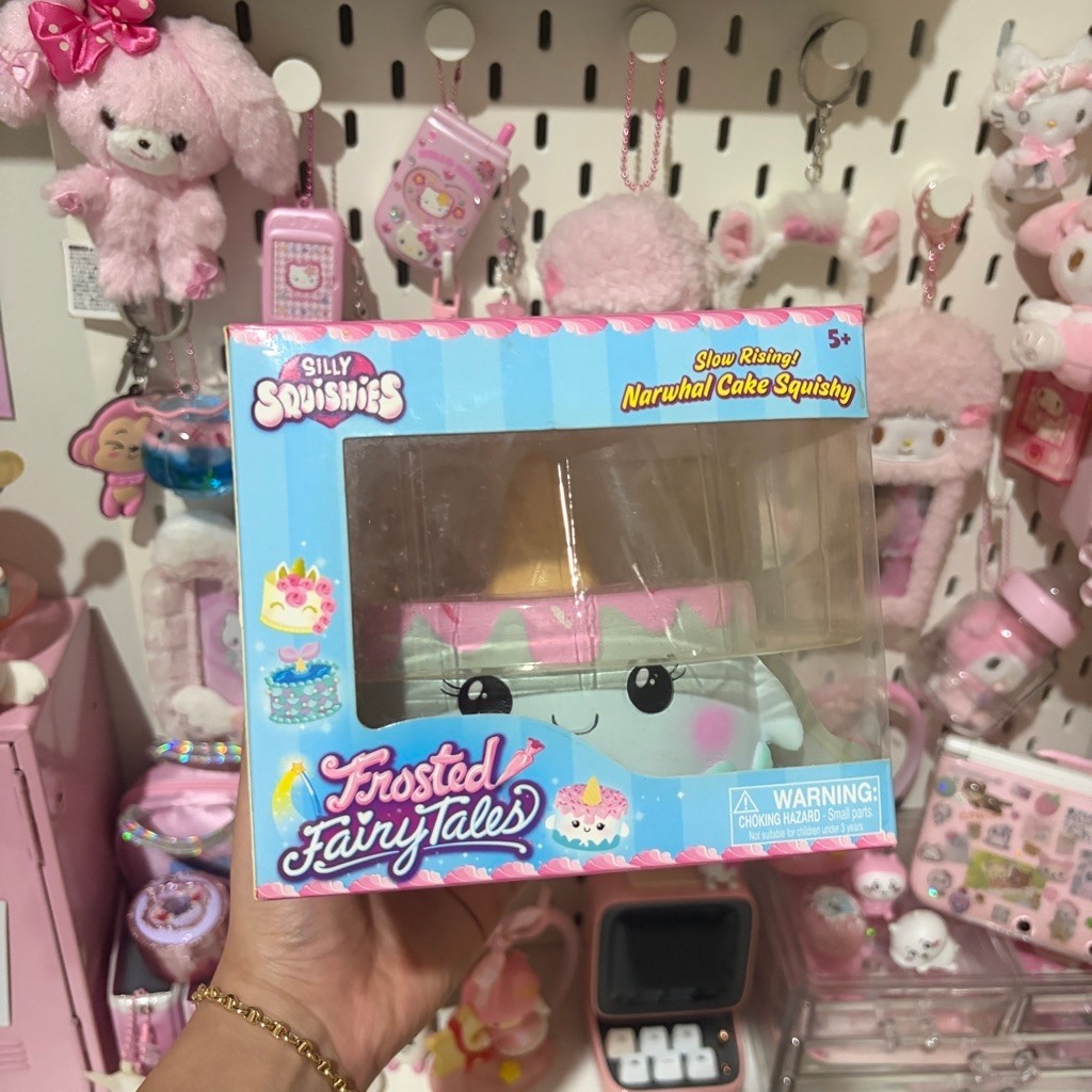 silly squishy cake