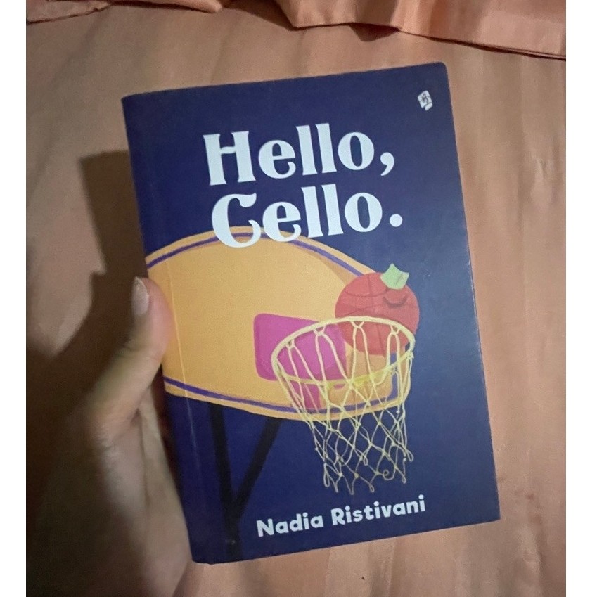 PRELOVED BOOK HELLO CELLO
