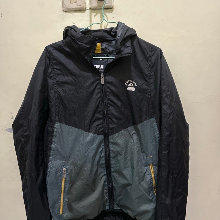 Jaket Nike outdoor athletic dept