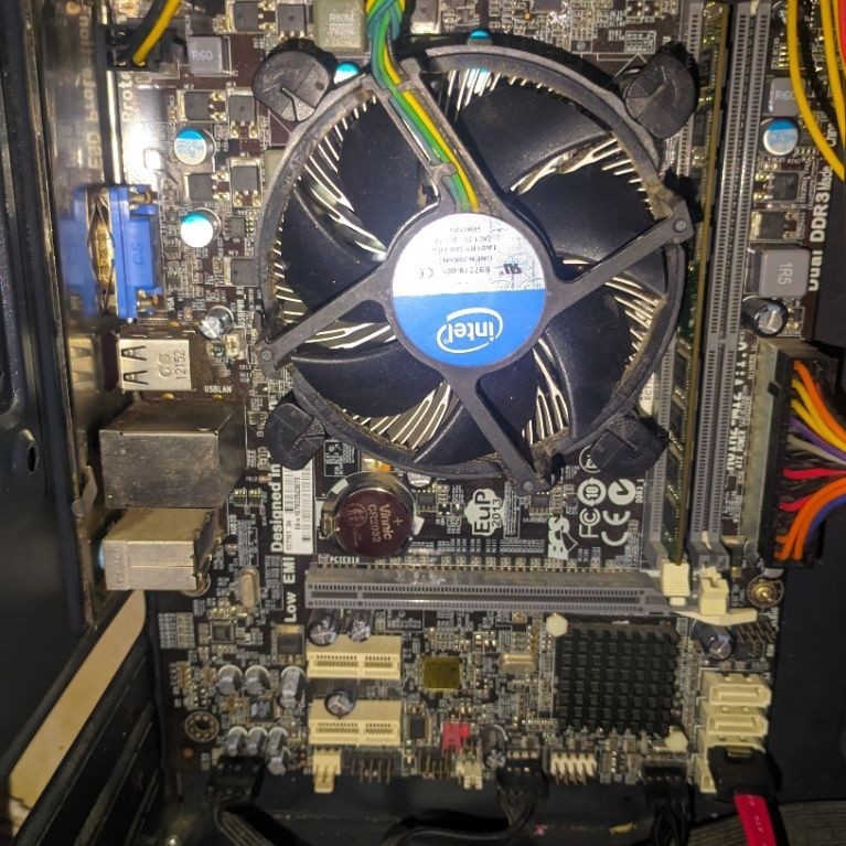 i5 3570K fan+mobo h61