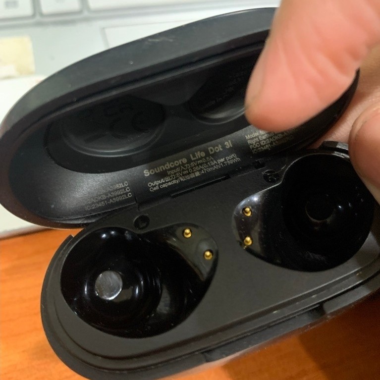 soundcore life dot 3i case
