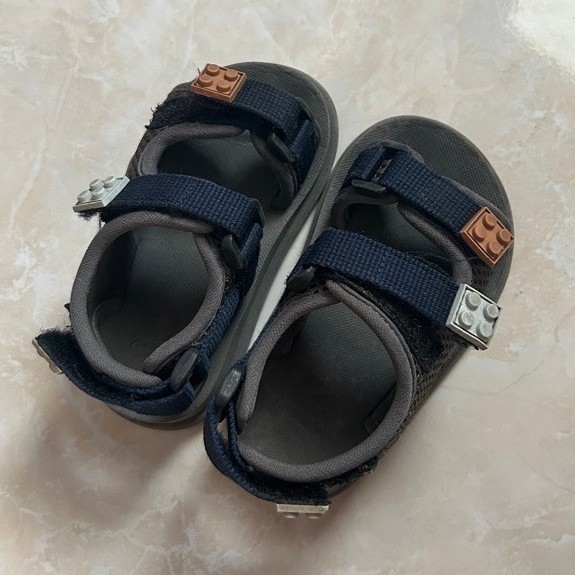 Preloved Sandal Zuma Anak Ukuran 21-22
