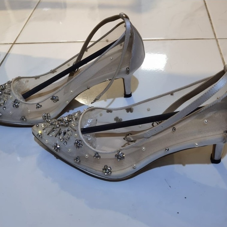 Heels Putih Wanita Custom Made Cava Prive
