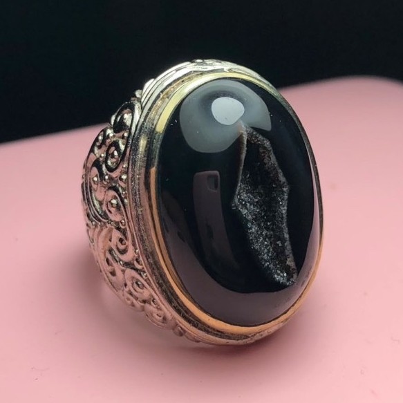 Koleksi Cincin Batu Alami Kalimantan Delima Hitam Kurung