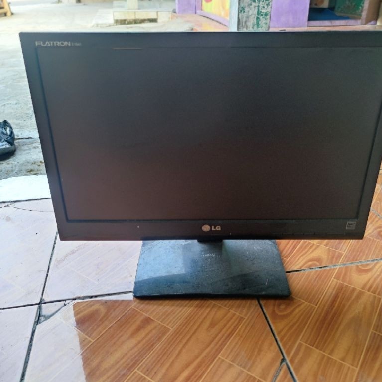 MONITOR PC 19 INCH MINUS