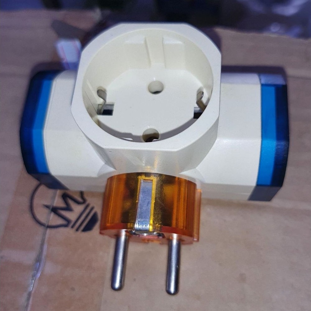 STEKER ADAPTOR T ARDE VYBA 3 LUBANG