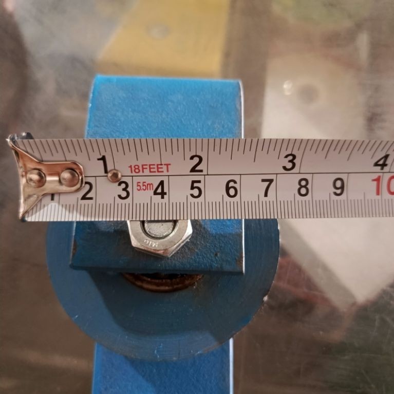 Roda Gantung / Roda katrol Pintu Garasi