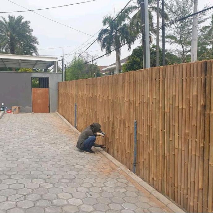 Pagar Bambu Utuh Minimalis Tinggi 2m Lebar Per Meter Harga Per Meter Persegi untuk Taman dan Propert