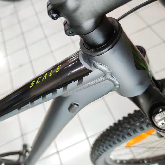 Scott Scale 980 MTB 29 Shimano Deore M6100 Suntour XC32 Syncros
