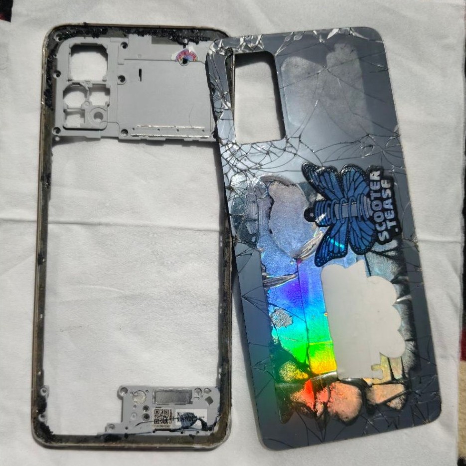 bezel backdor redmi note 11 pro 5G ori copotan minus gambar