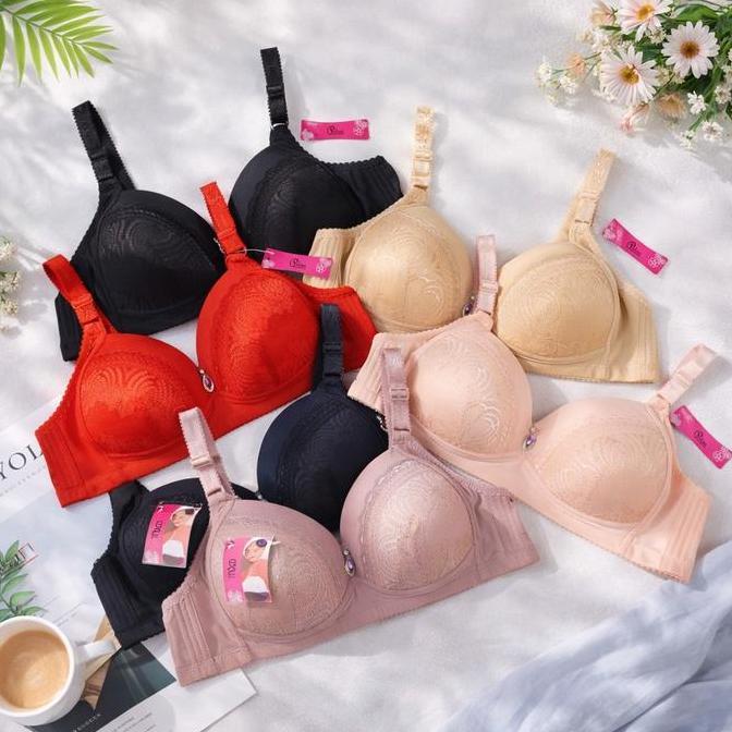 Pilihan - Polini - Bra Jumbo Busa Tipis Tanpa Kawat Size 38-44 Cup B/C Kait 3 G433