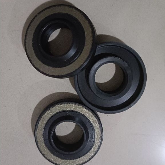 seal datsun go 18*38