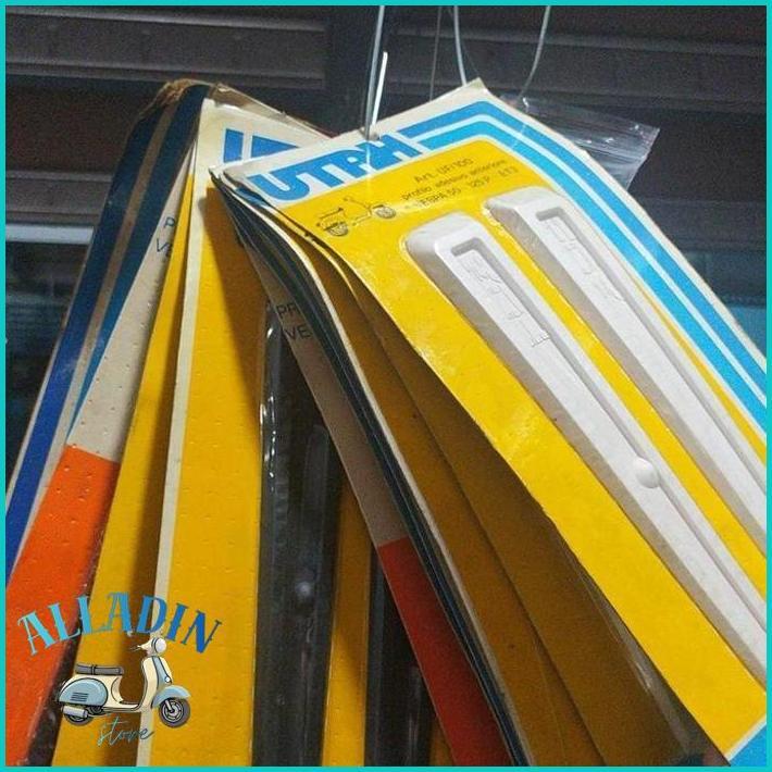 BODY TRIM UTAH DEPAN AJA BUAT VESPA PTS SPECIAL SMALLFRAME ORI NOS SISA WARNA ITEM JANGAN NANYA PUTI