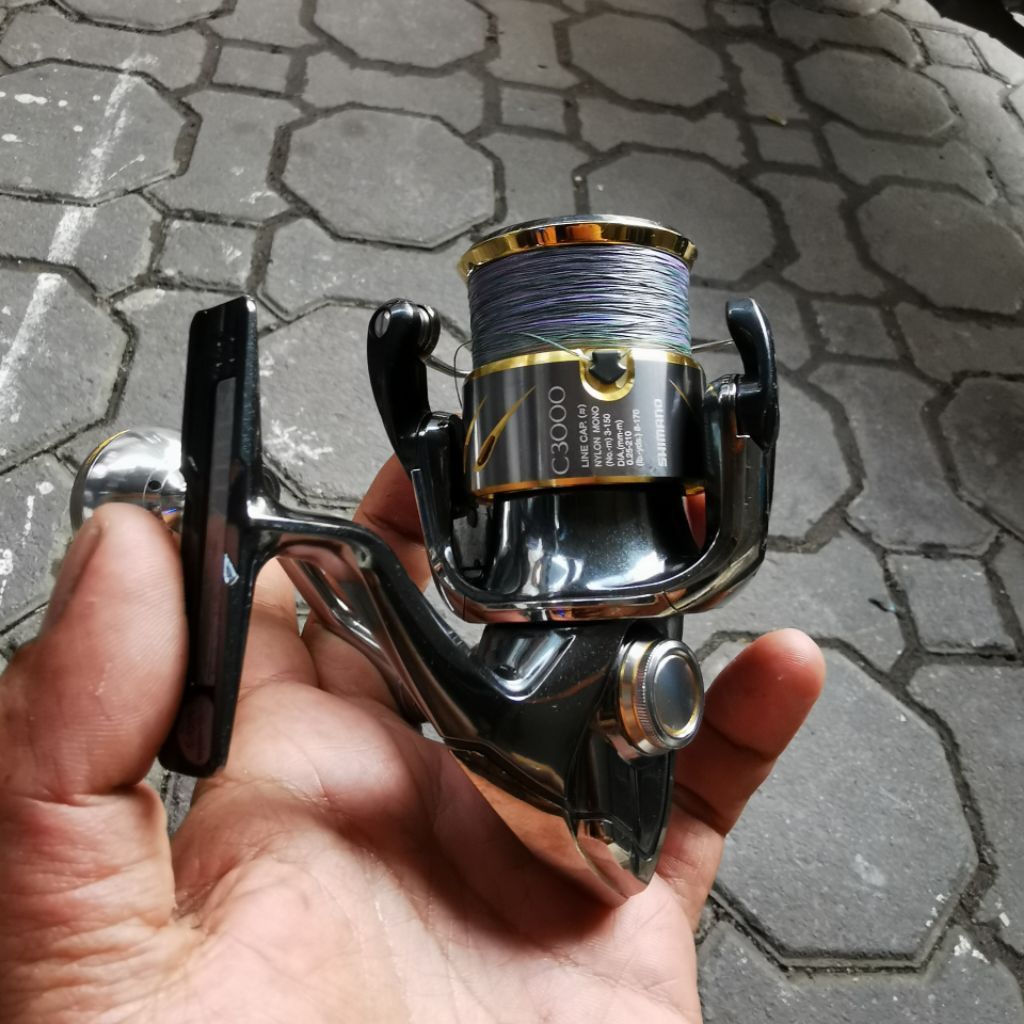 Reel Pancing Spinning Shimano C3000